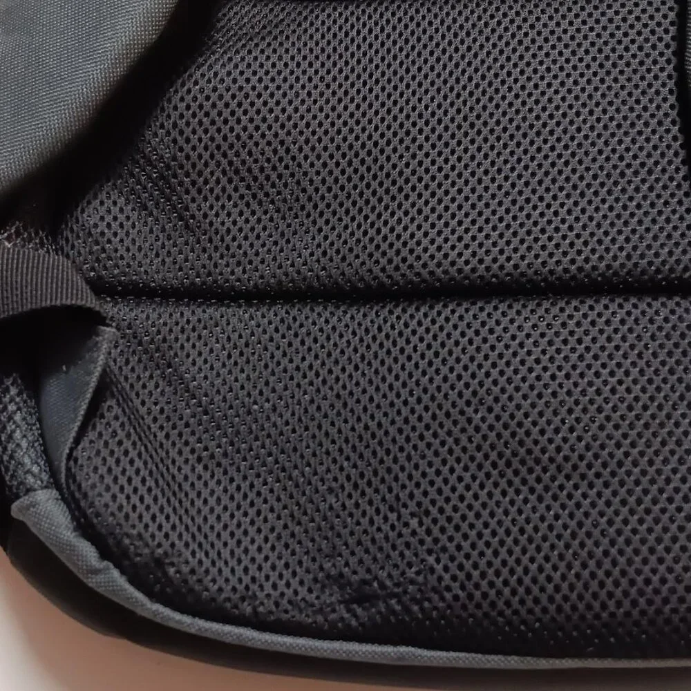 TARGUS Backpack Padded to Carry Laptop/Electronics Slate Gray